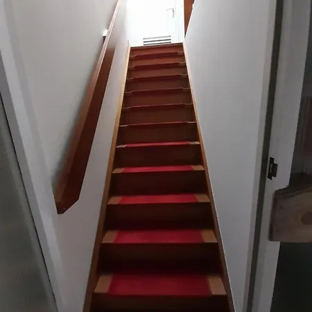 To Be At 아파트 *